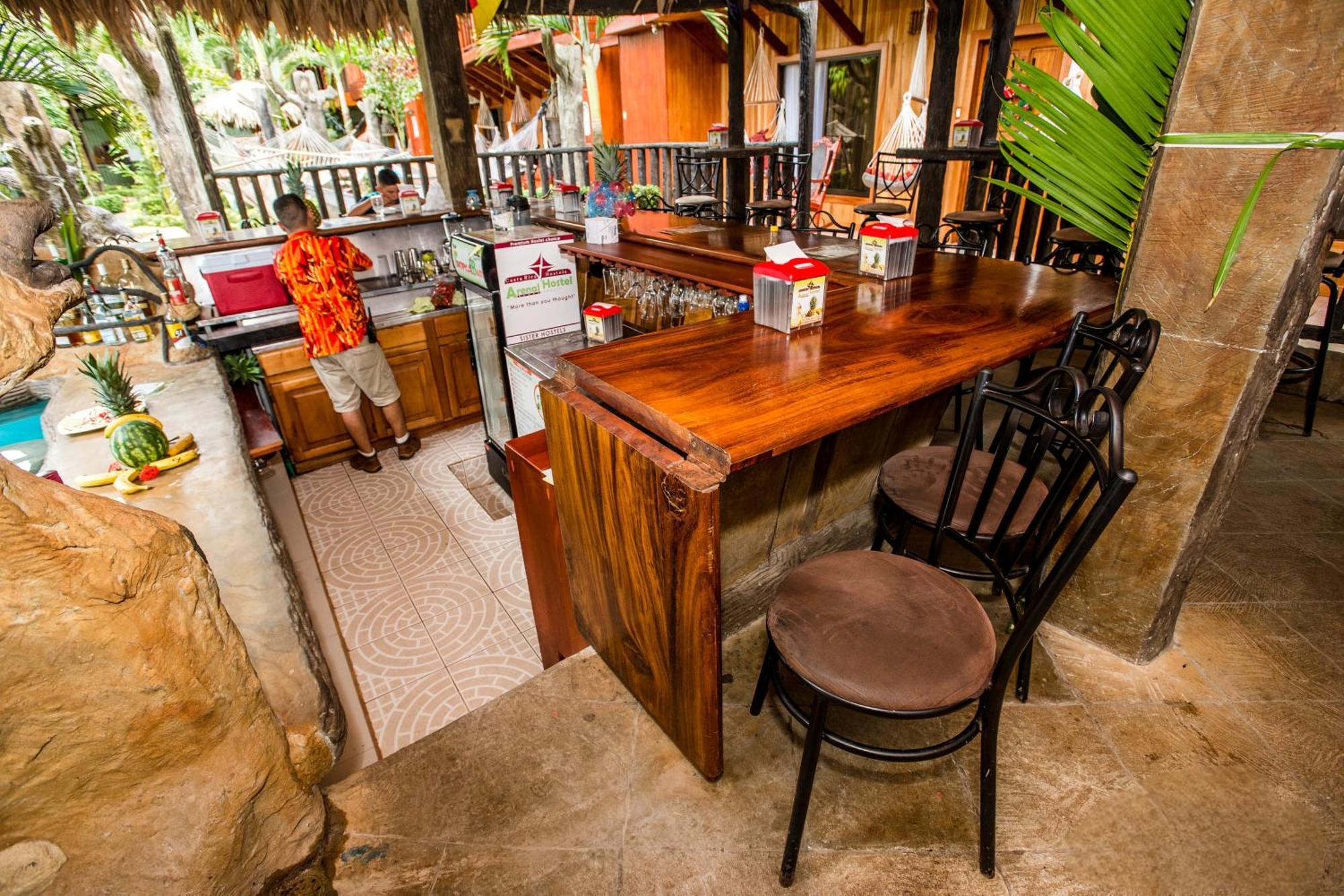 Poshtel Arenal Hostel La Fortuna Екстериор снимка