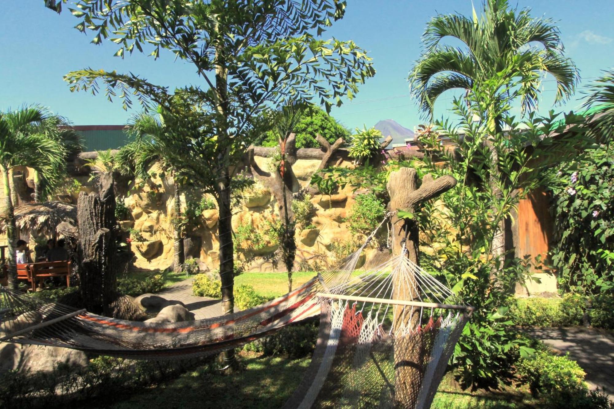 Poshtel Arenal Hostel La Fortuna Екстериор снимка