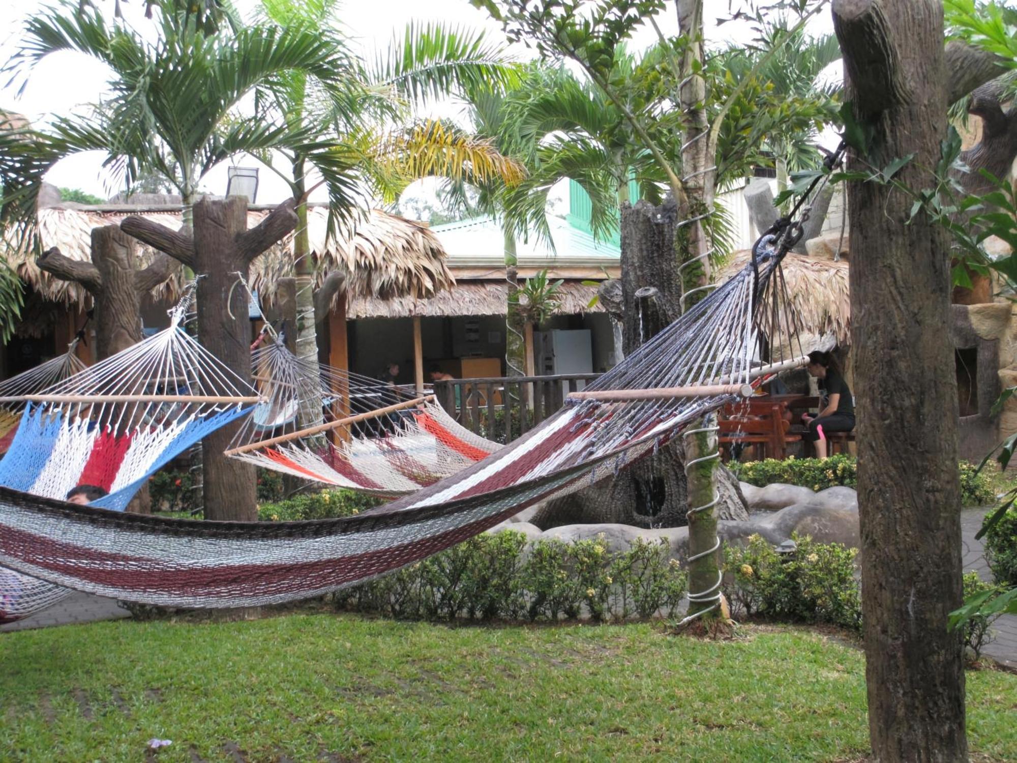 Poshtel Arenal Hostel La Fortuna Екстериор снимка