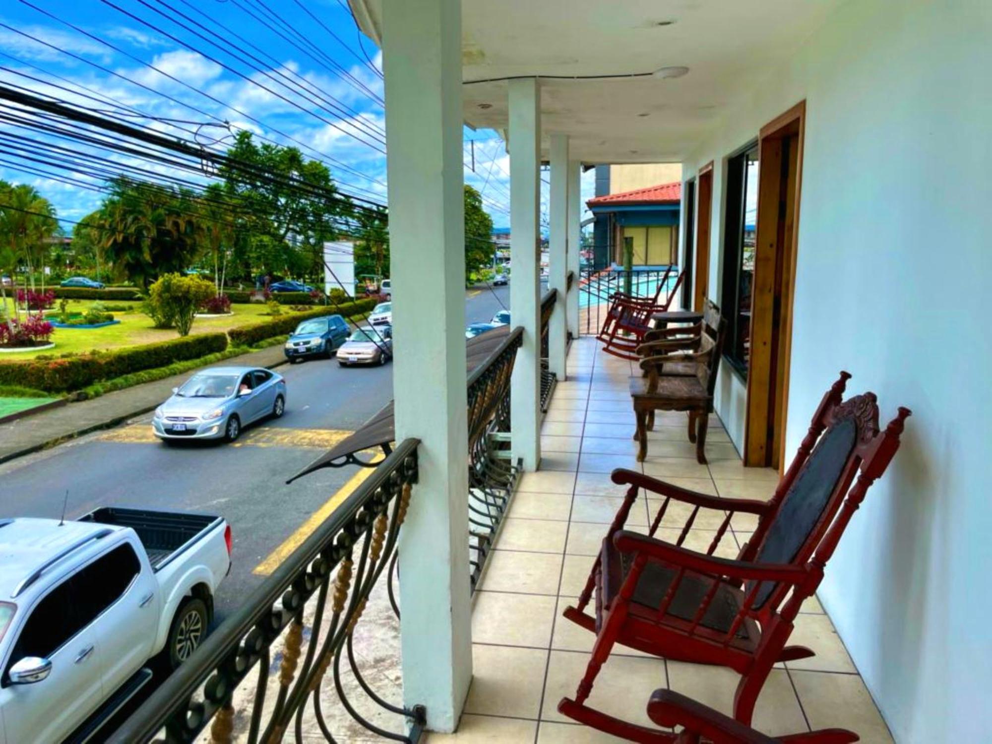 Poshtel Arenal Hostel La Fortuna Екстериор снимка