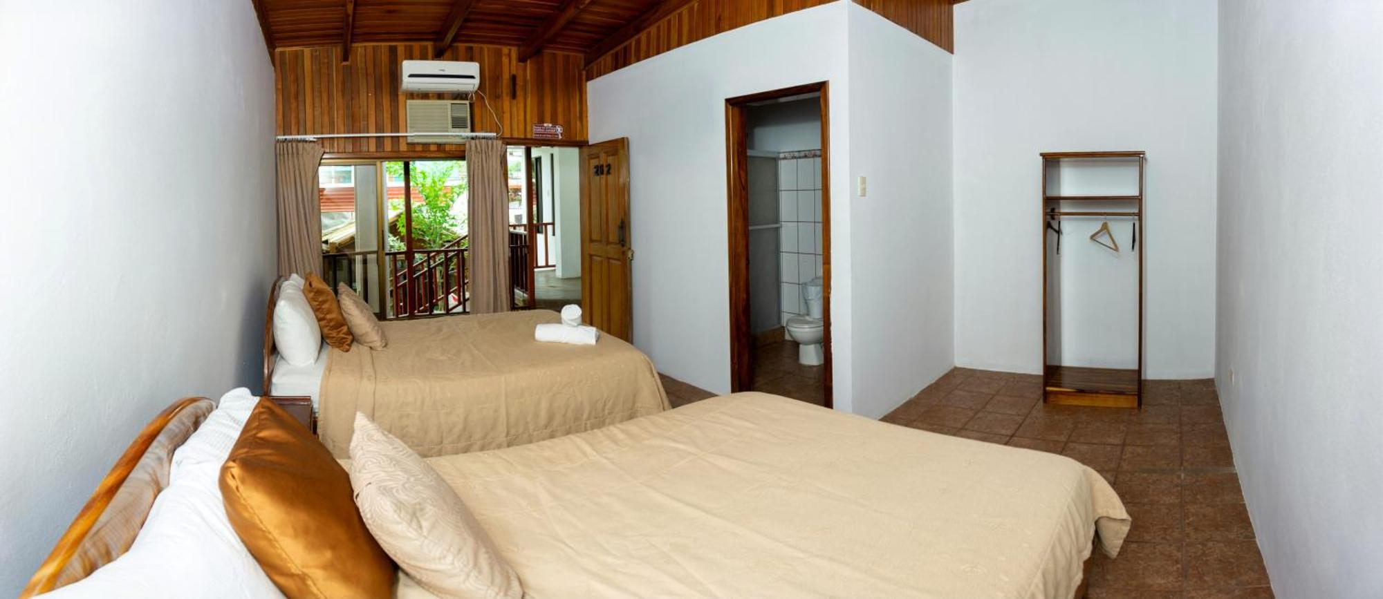 Poshtel Arenal Hostel La Fortuna Екстериор снимка