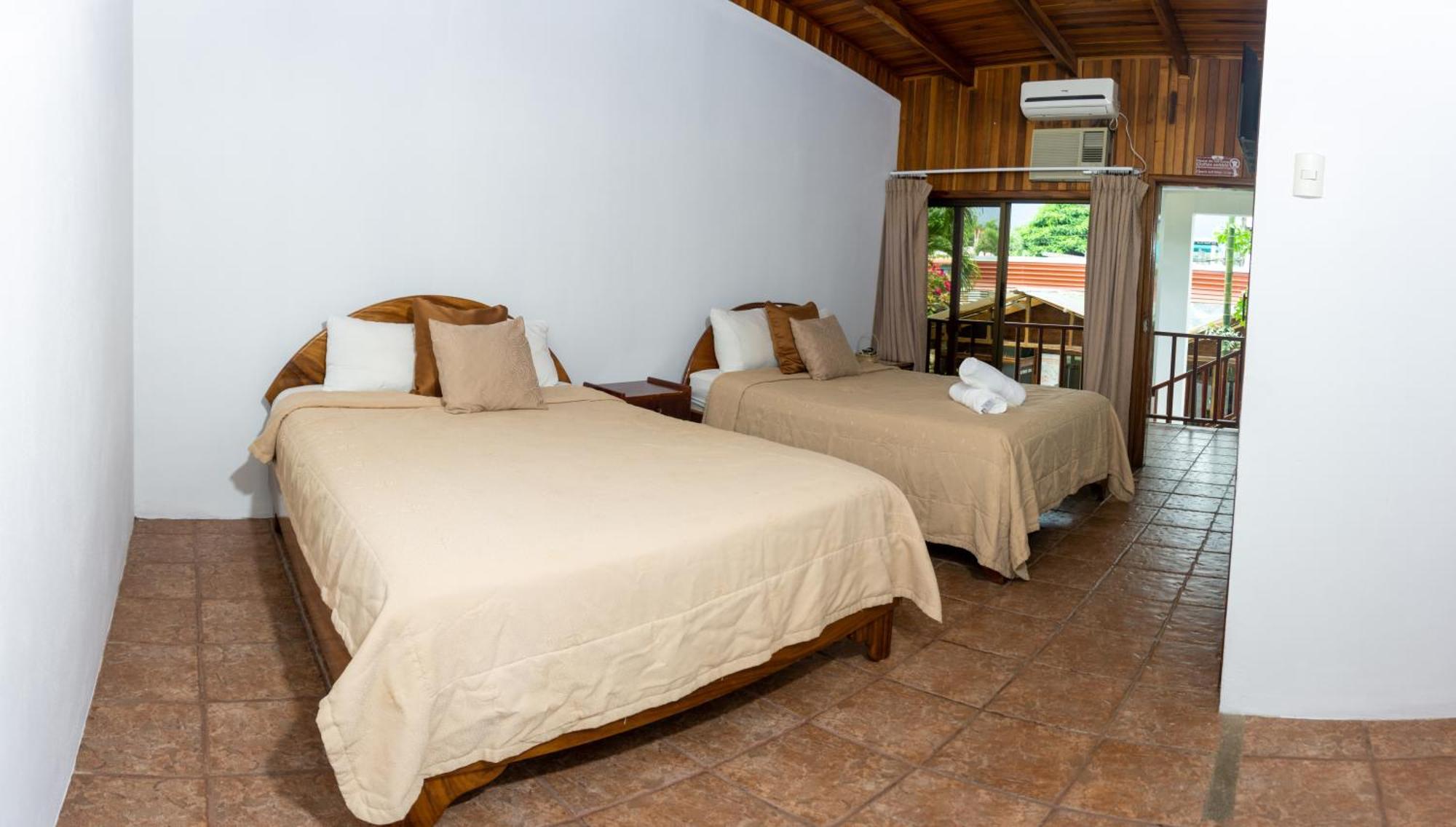 Poshtel Arenal Hostel La Fortuna Екстериор снимка