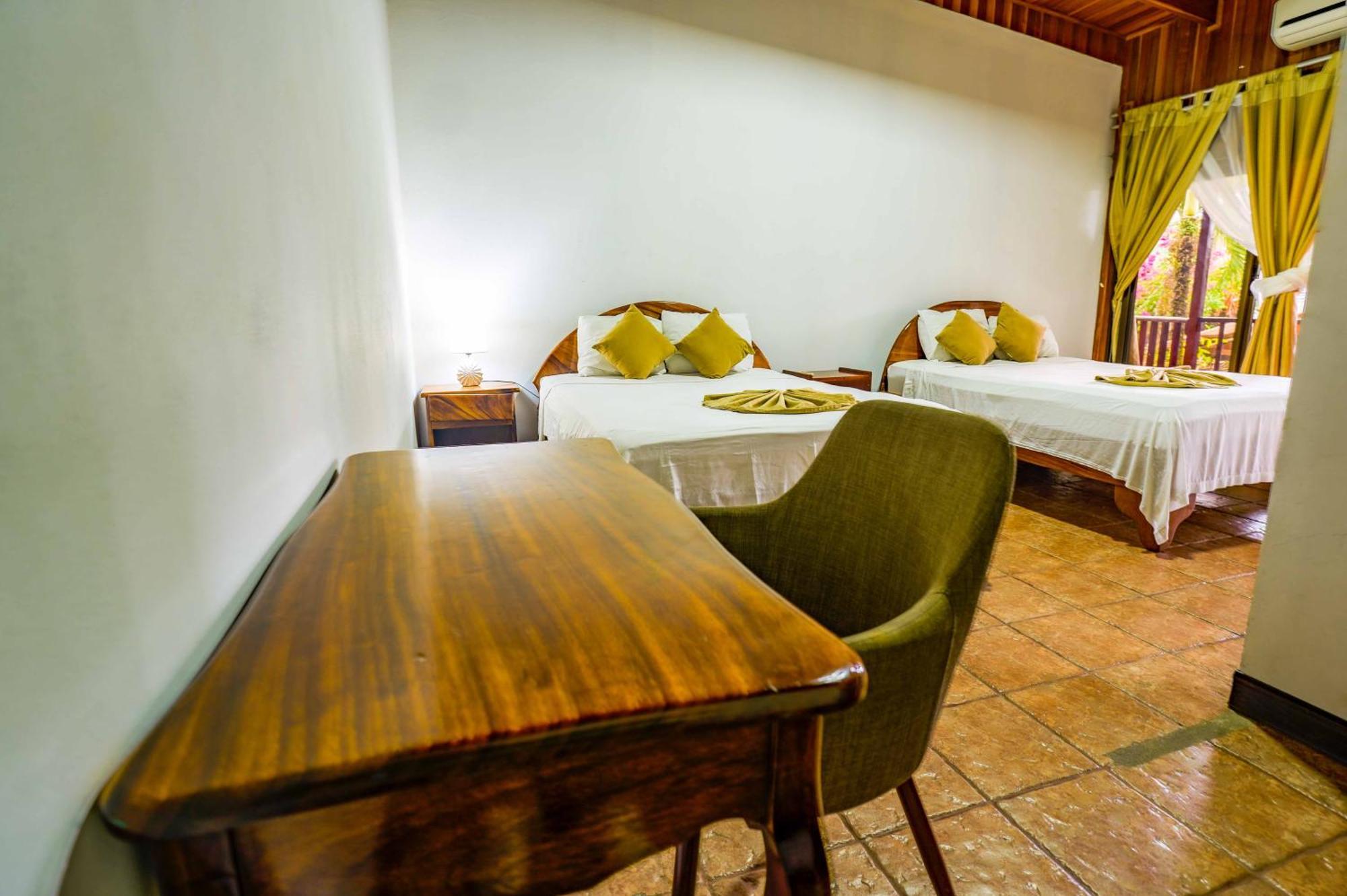 Poshtel Arenal Hostel La Fortuna Екстериор снимка