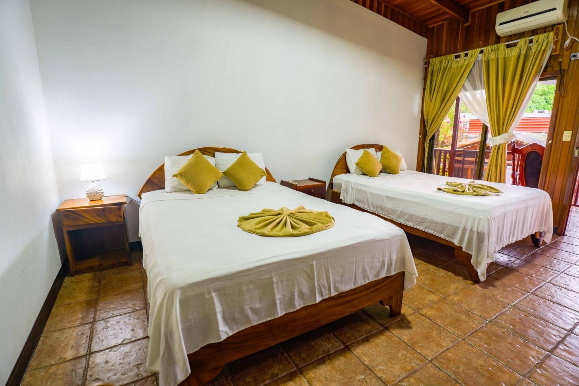 Poshtel Arenal Hostel La Fortuna Екстериор снимка